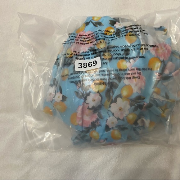 New! Victoria's Secret Floral Lemon Print Ruffled One Piece Swimsuit 3869 - Picture 3 of 10